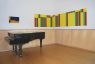 countune behind Acryl and on the wall